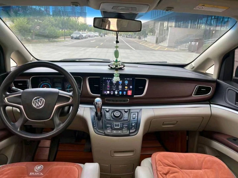 枣庄16年别克GL85