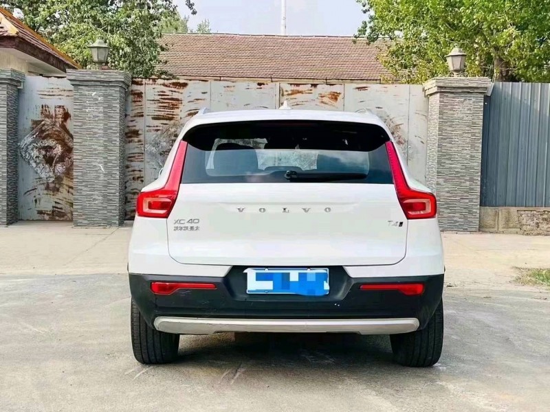 枣庄21年沃尔沃XC406