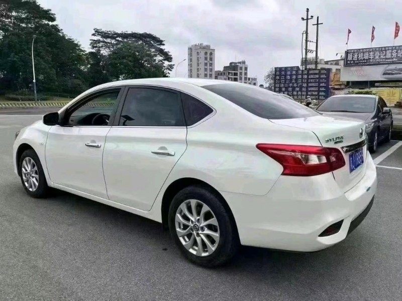珠海22年日產軒逸4