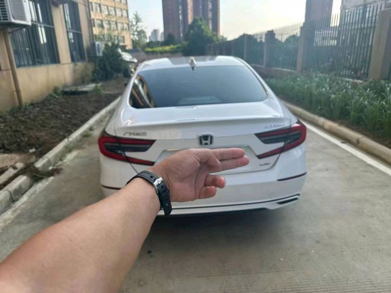 宜昌22年本田雅阁6