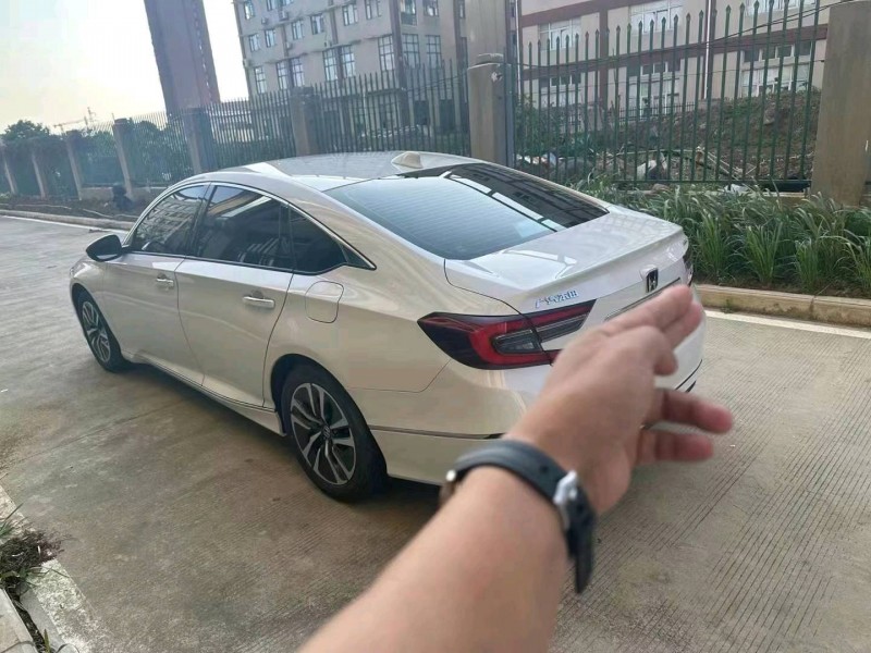 宜昌22年本田雅阁8