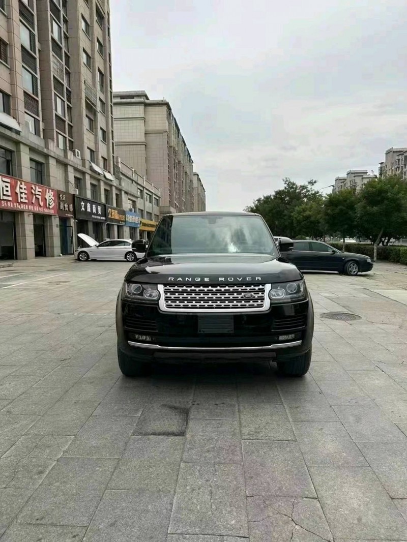 东营13年路虎揽胜行政1