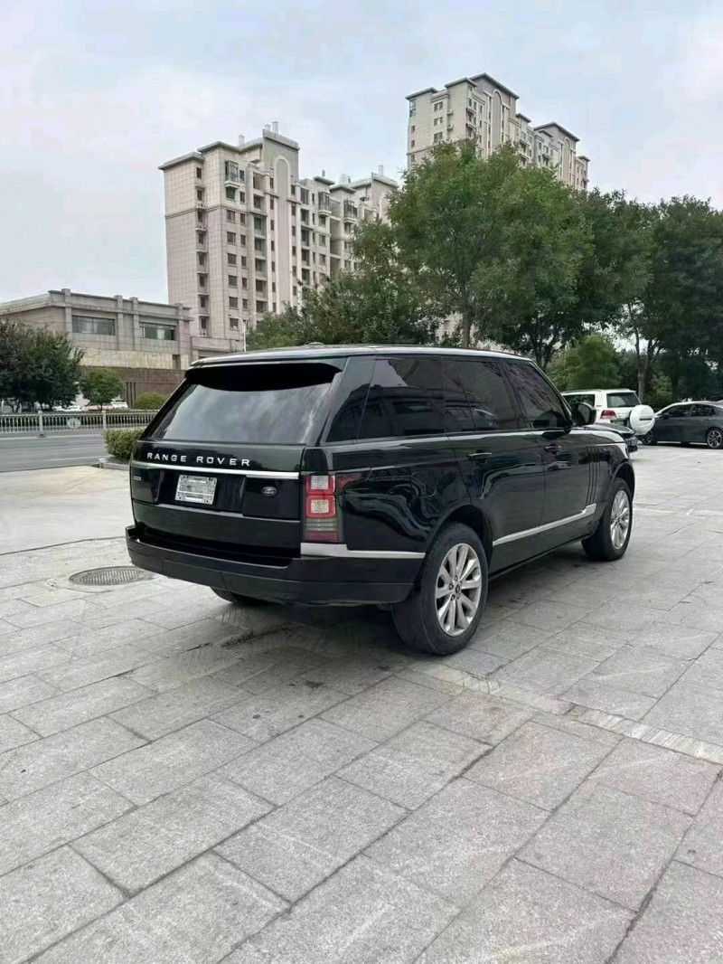 东营13年路虎揽胜行政6