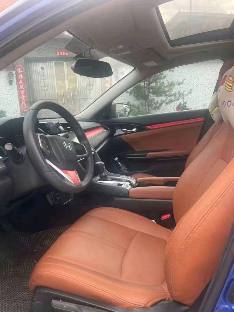 汕头17年本田思域8
