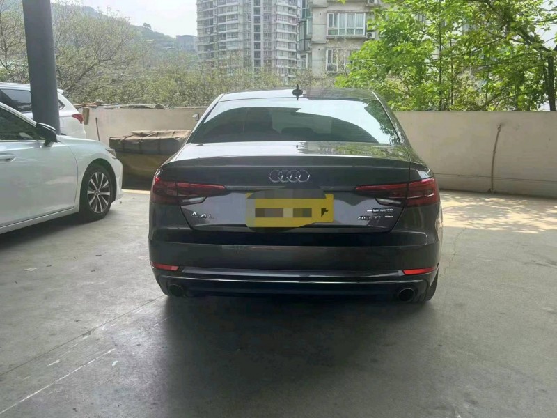 重庆17年奥迪A4L8