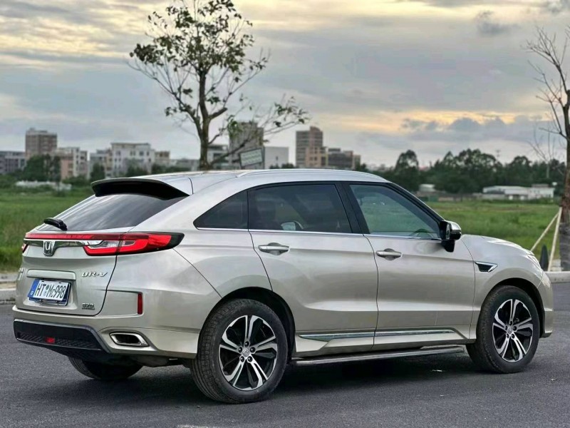 佛山19年本田URV4