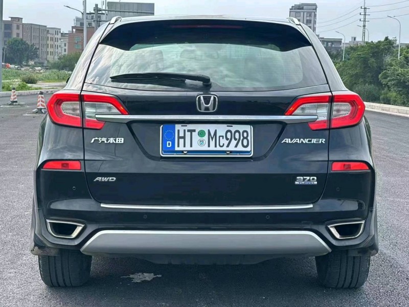 汕头17年本田冠道5