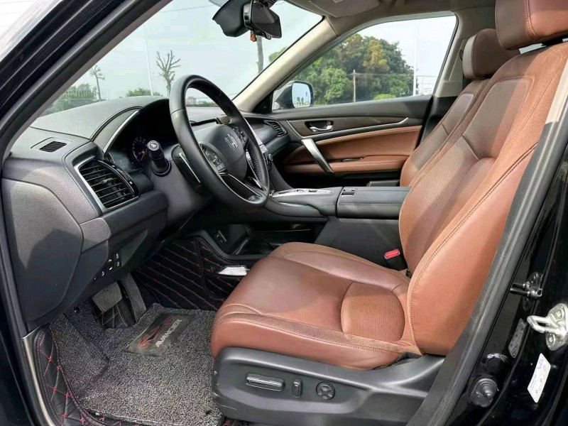 汕头17年本田冠道8