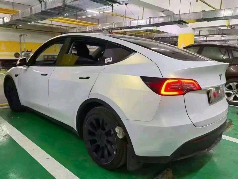 武漢21年特斯拉MODEL 34