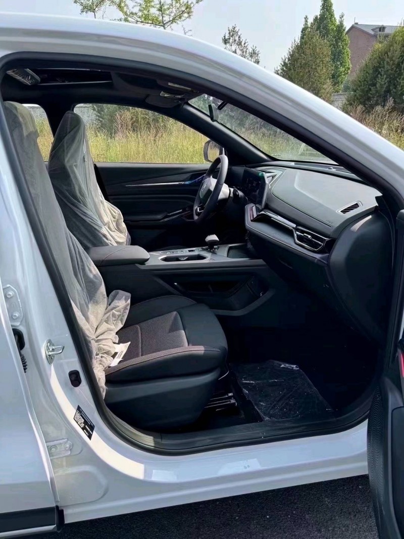 保定24年长安汽车欧尚7