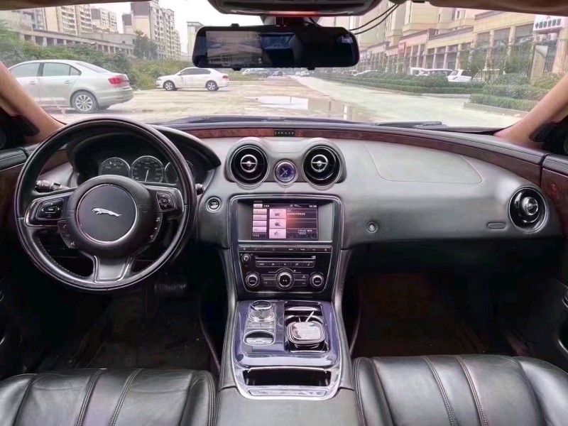 济宁12年捷豹XJ4