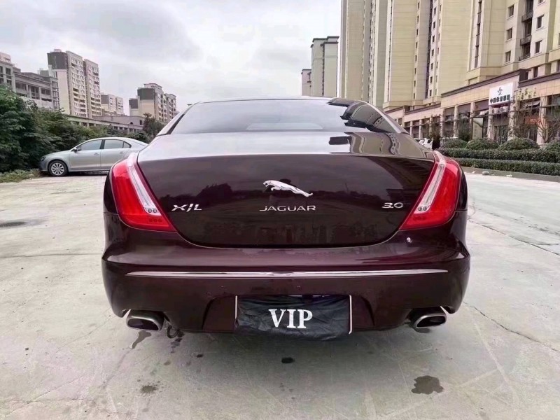 济宁12年捷豹XJ9