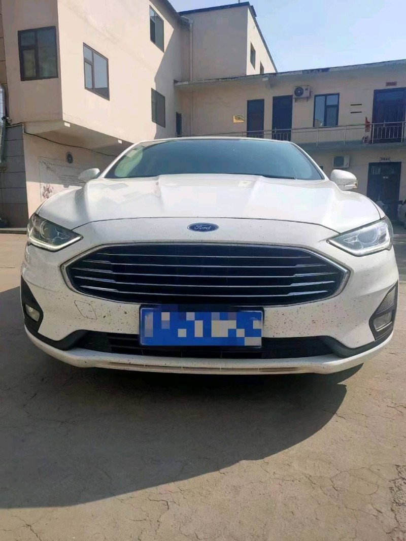 东营22年福特蒙迪欧1