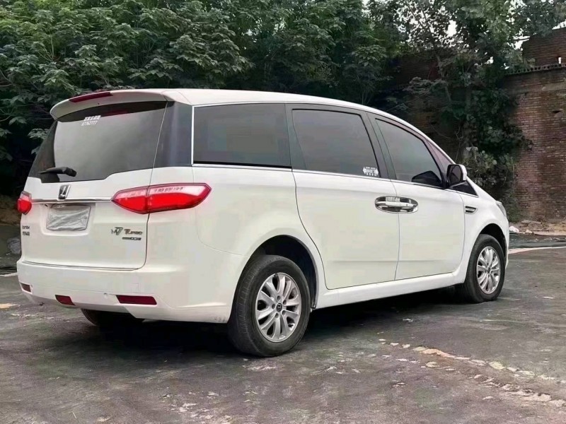 邢台19年纳智捷大7 MPV3
