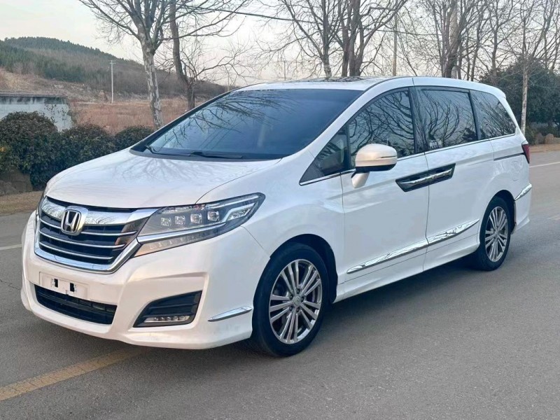 徐州17年本田艾力绅2