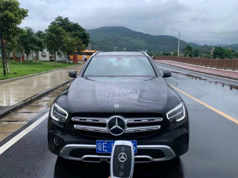 广州22年奔驰GLC1