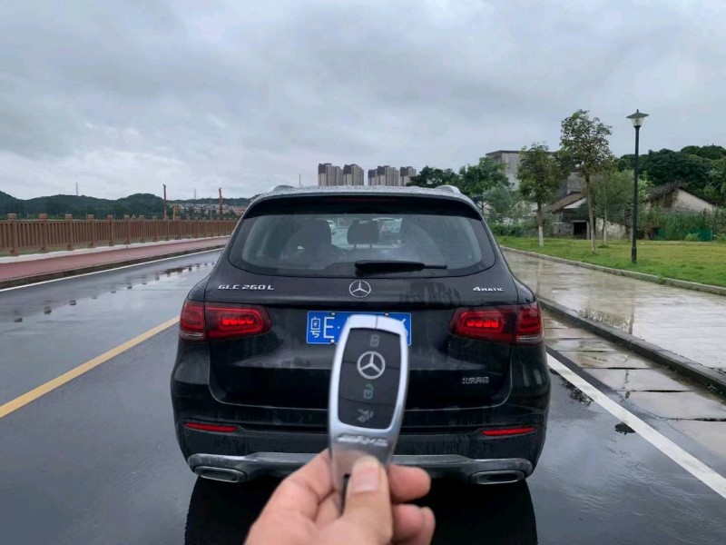 广州22年奔驰GLC9