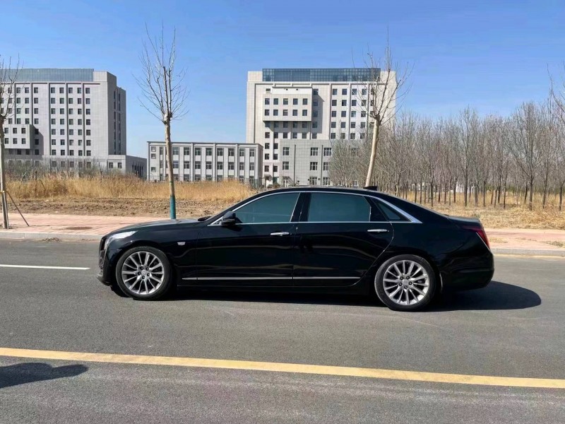 沧州17年凯迪拉克CT66