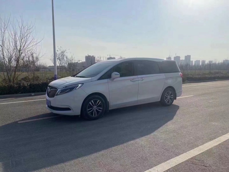 菏泽19年别克GL82