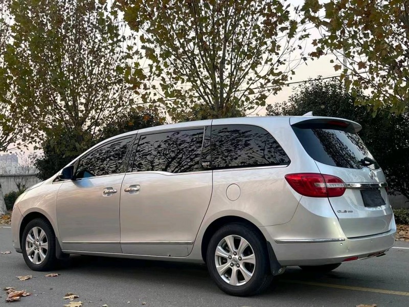 徐州16年别克GL83