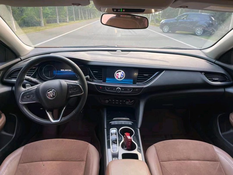 徐州22年别克君威6