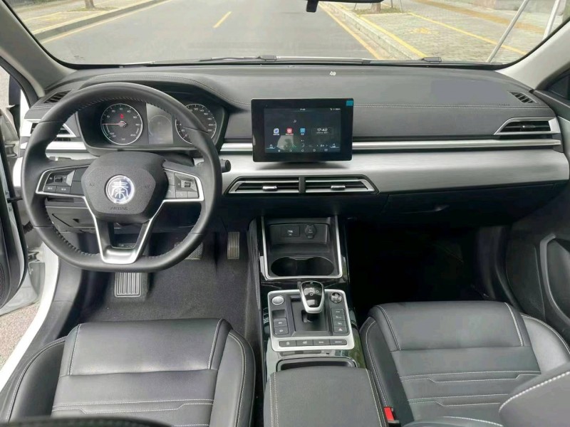 广州21年比亚迪秦5