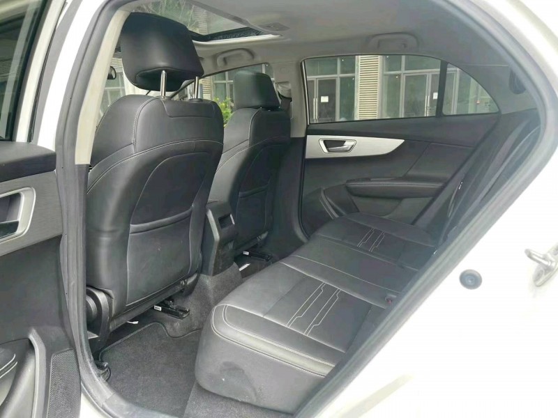 广州21年比亚迪秦6