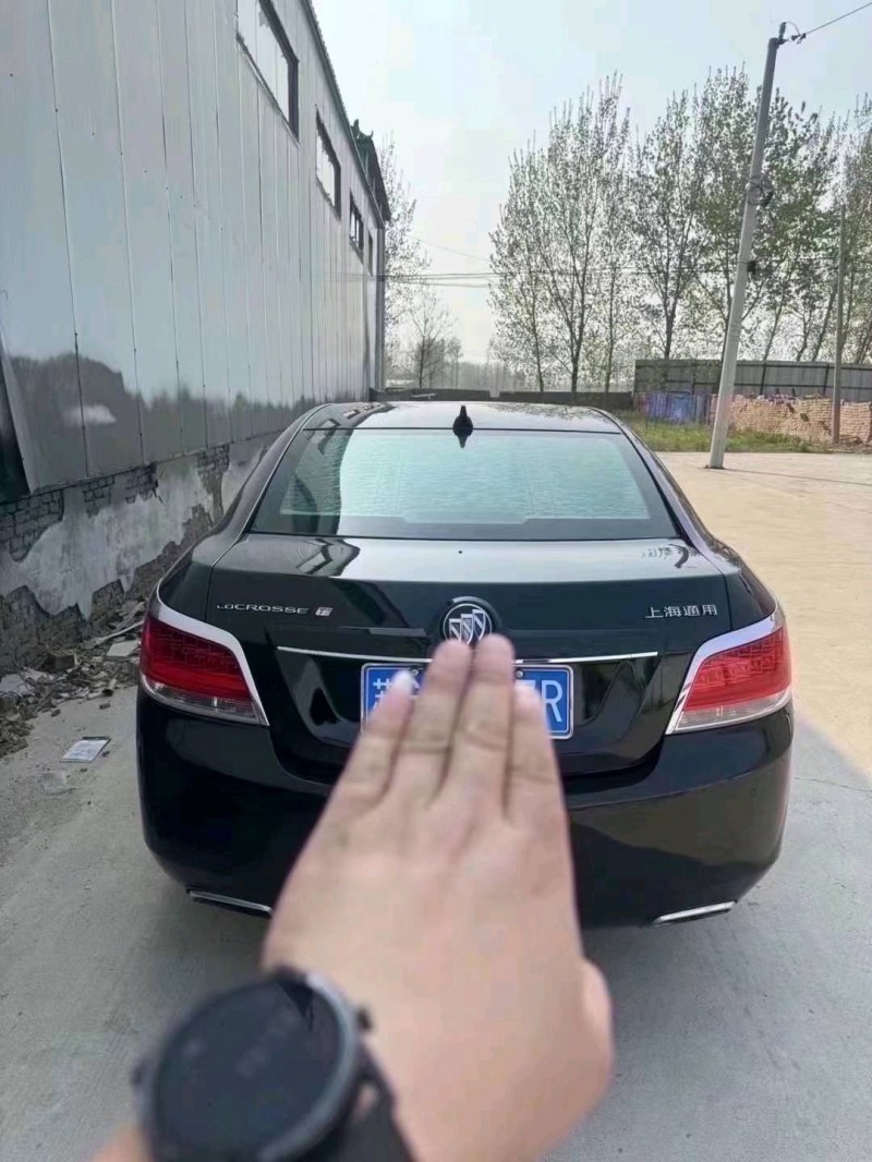 菏泽12年别克君越6