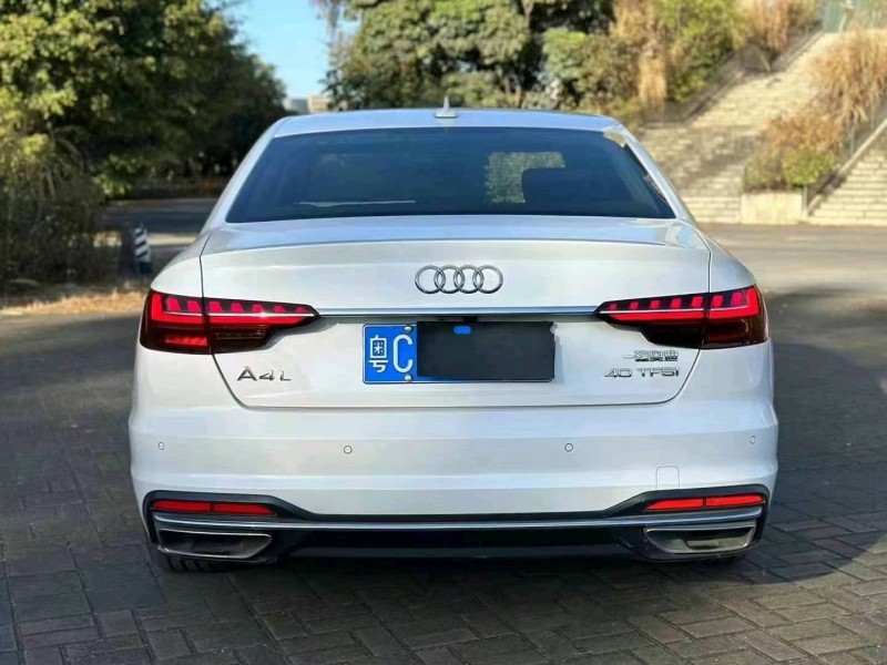 广州21年奥迪A4L9