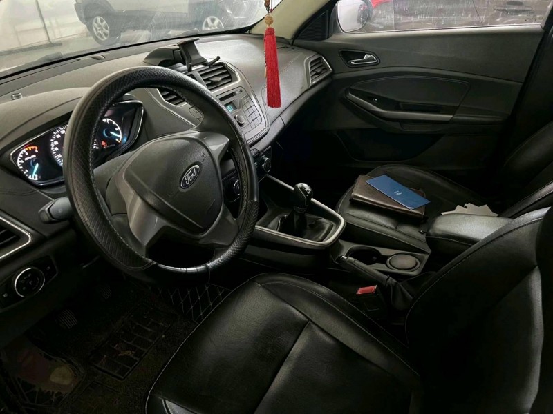 菏泽17年福特福睿斯6