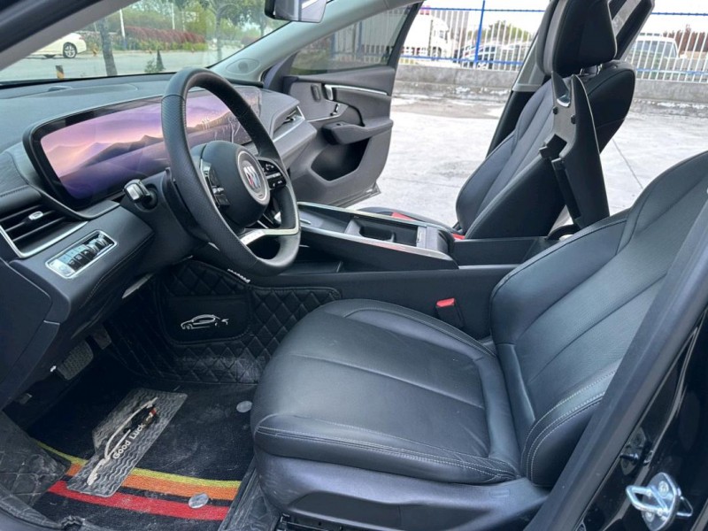 徐州23年别克君越6