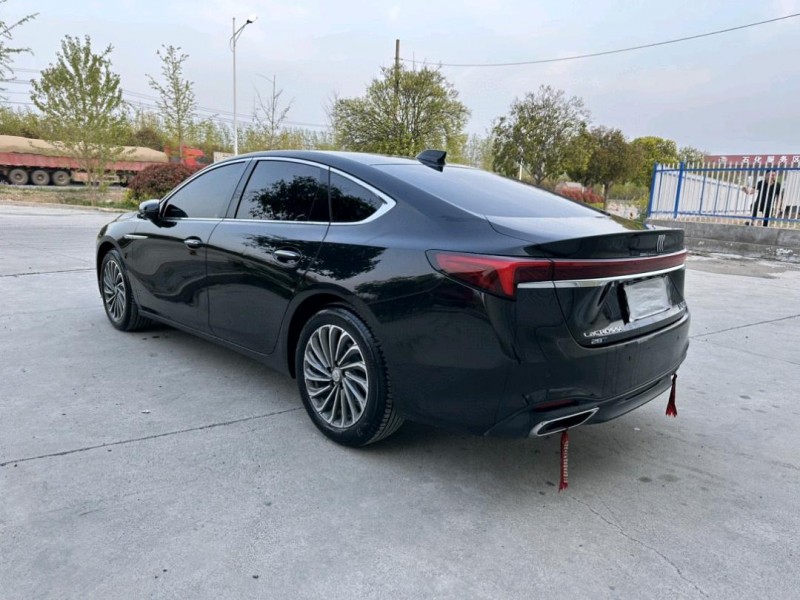 徐州23年别克君越7