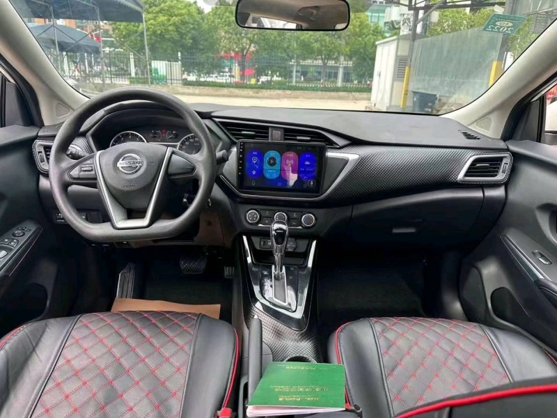 武汉18年日产蓝鸟8