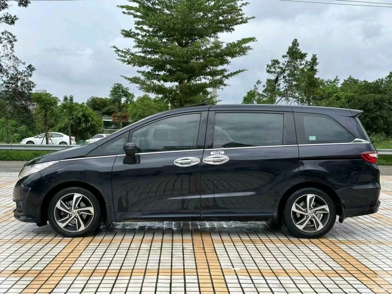 汕头17年本田奥德赛2