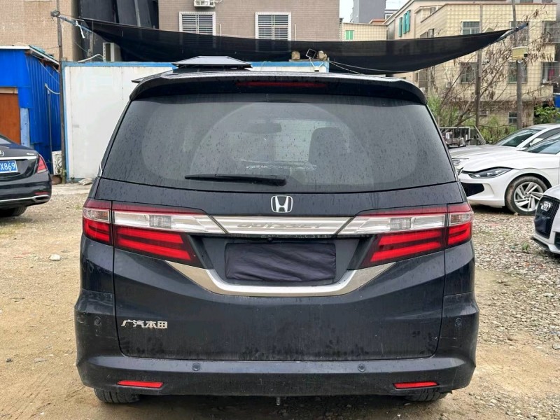 汕头17年本田奥德赛4