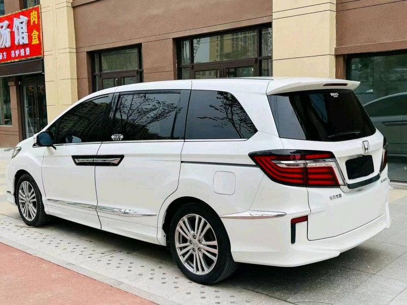 聊城18年本田艾力绅4