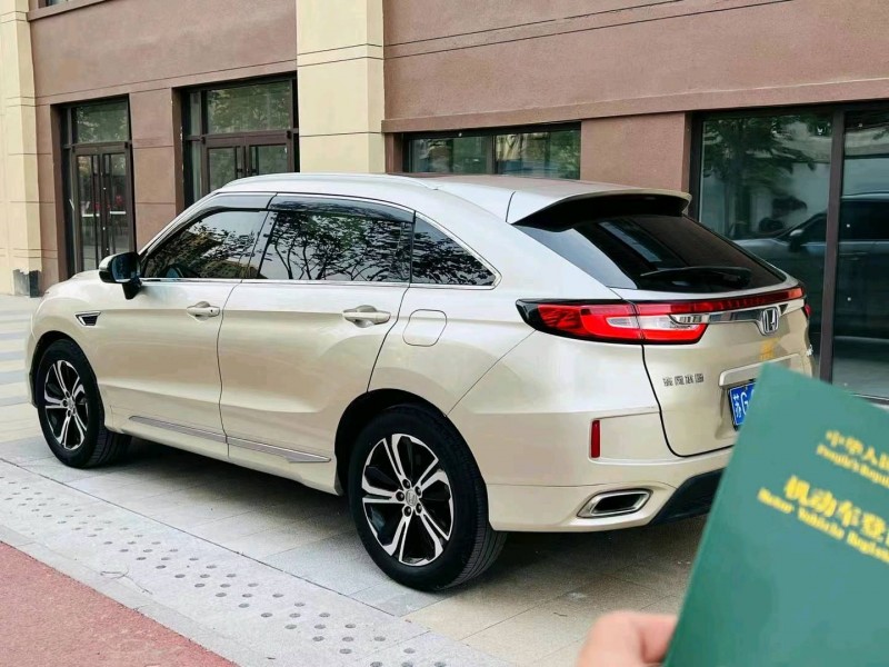 聊城17年本田URV6