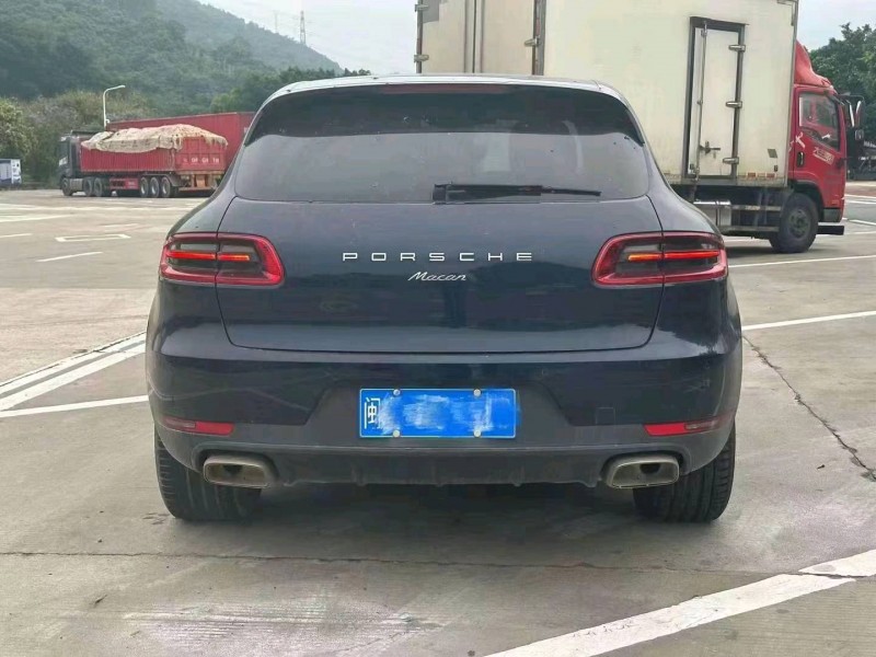 泉州17年保時捷Macan8