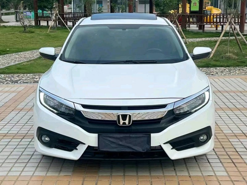 汕头18年本田思域1