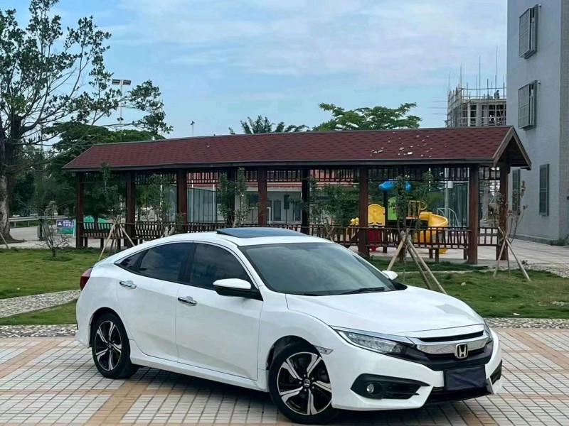 汕头18年本田思域3