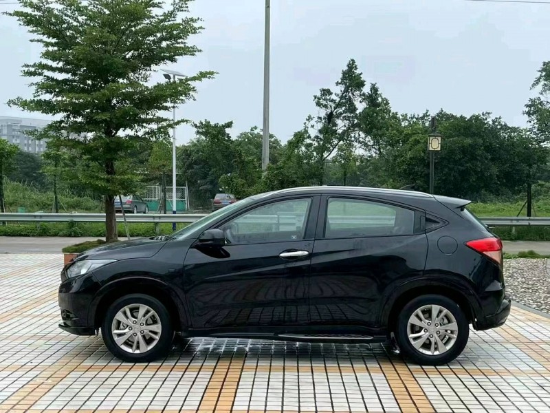 汕头15年本田缤智2