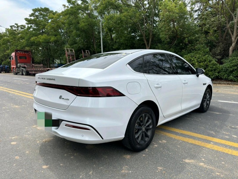 盐城22年比亚迪秦5