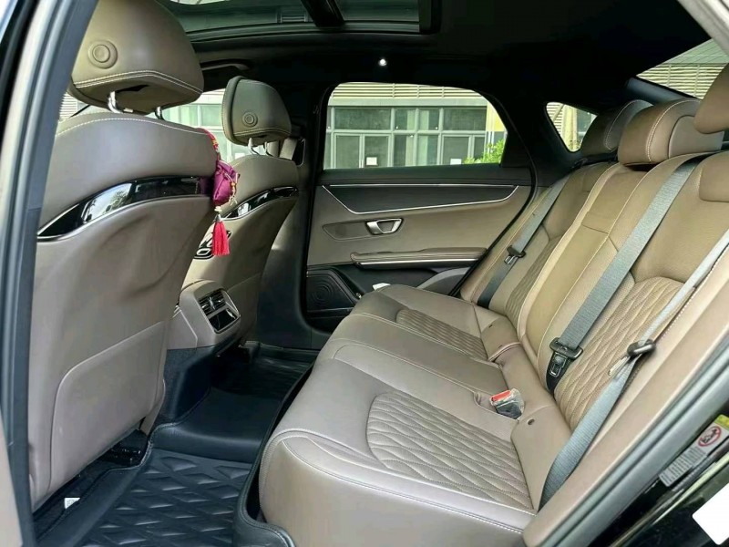 广州21年比亚迪汉5