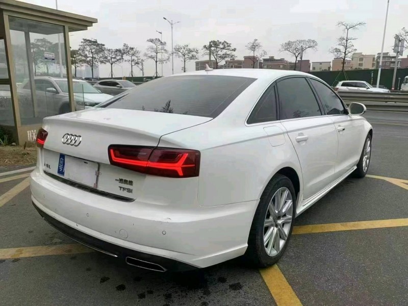 佛山17年奥迪A6L9