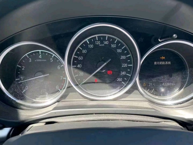 岳陽20年馬自達CX-57