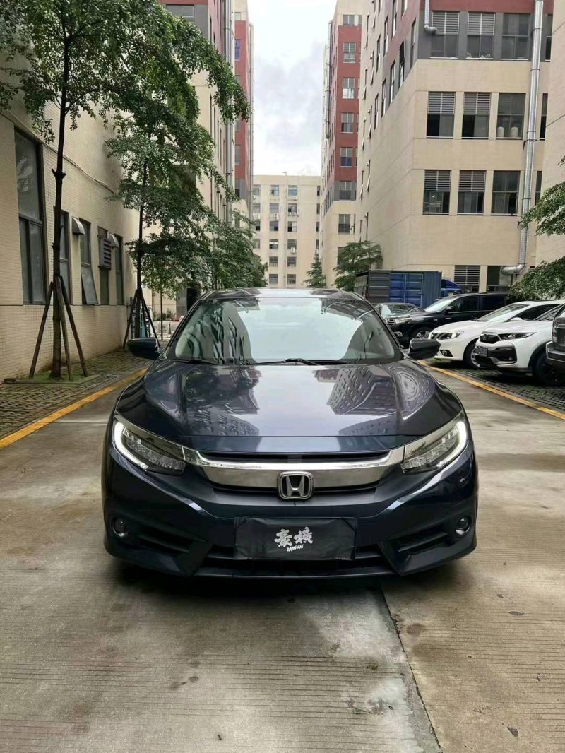 佛山16年本田思域1