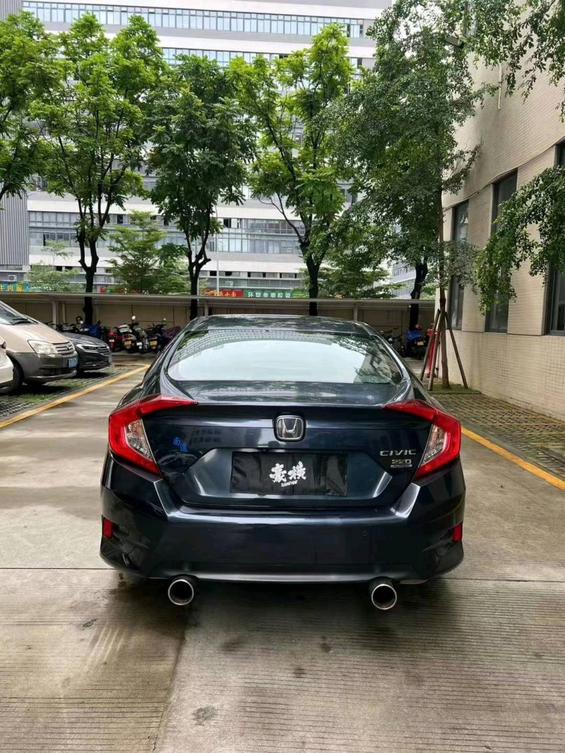 佛山16年本田思域5