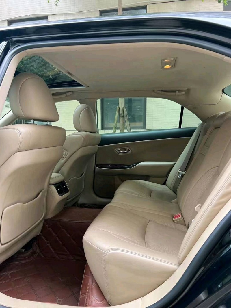 佛山12年丰田皇冠8