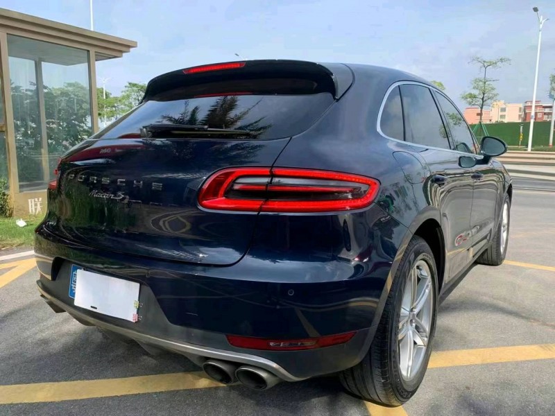 佛山15年保时捷Macan7