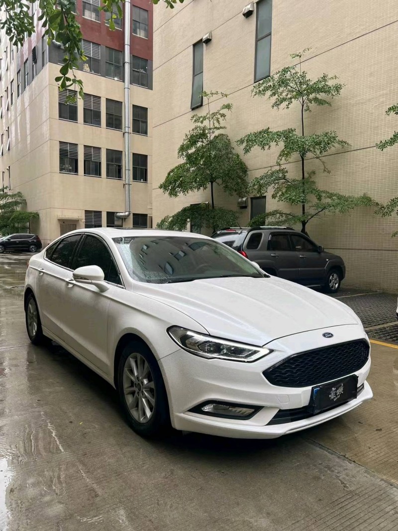 佛山17年福特蒙迪欧2